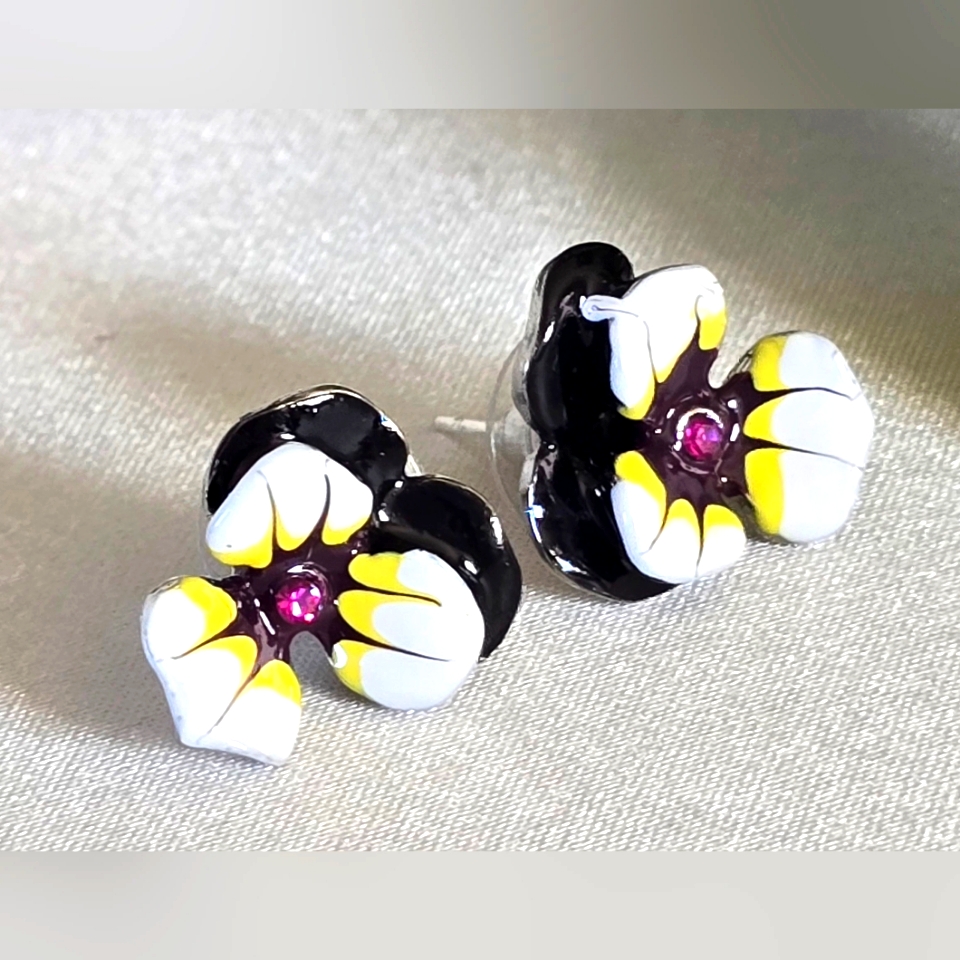 Black And White Pansy Enamel Stud Earrings